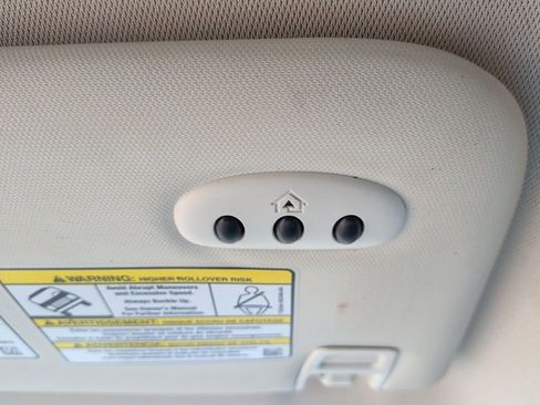 Used 2019 Ford Escape Titanium image 22