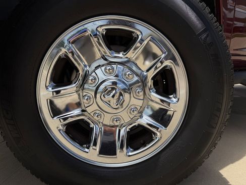 Used 2020 RAM 2500 Tradesman w/ Chrome Appearance Group AWD/4WD image 9