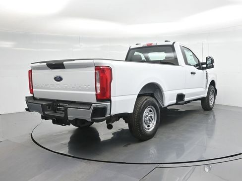 New 2026 Ford F250 XL w/ XL Chrome Package image 22