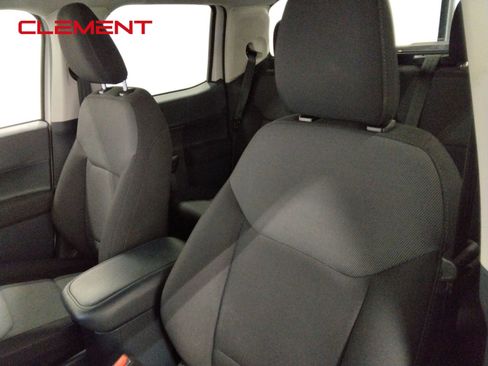 Used 2023 Ford Maverick XL image 32