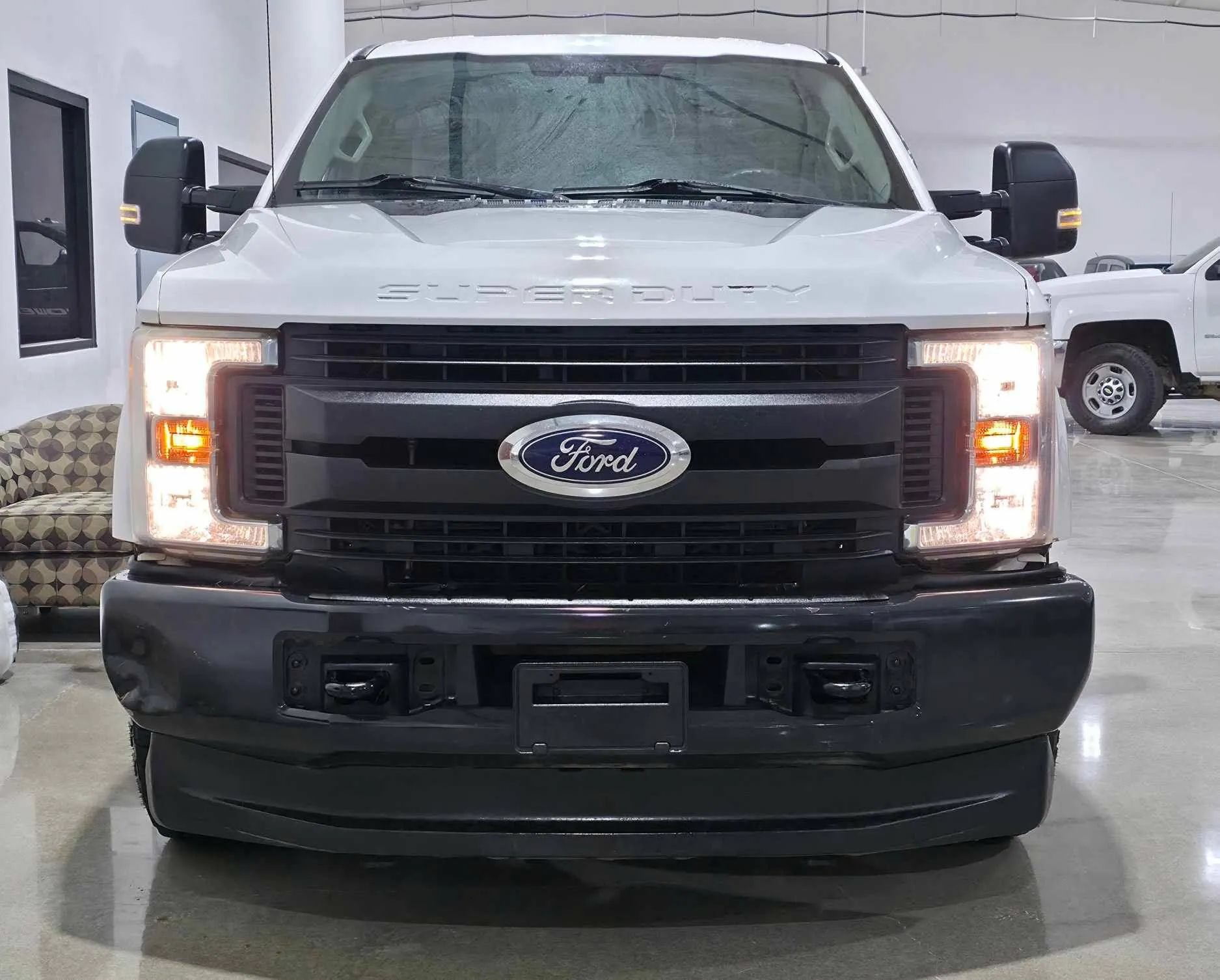 Used 2017 Ford F250 XL w/ Power Equipment Group AWD/4WD image 9