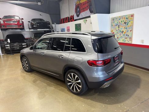 Used 2022 Mercedes-Benz GLB 250 4MATIC image 48