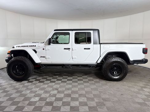 Used 2020 Jeep Gladiator Rubicon image 2