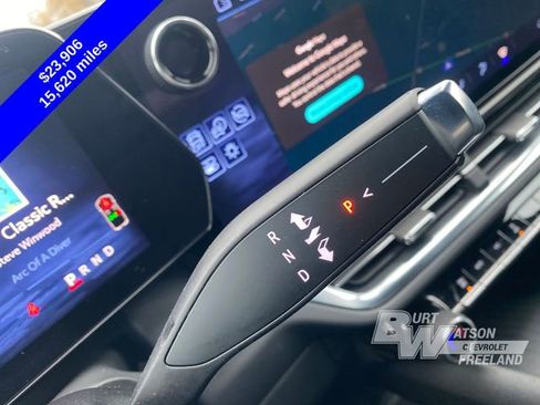 Used 2025 Chevrolet Equinox EV LT image 27