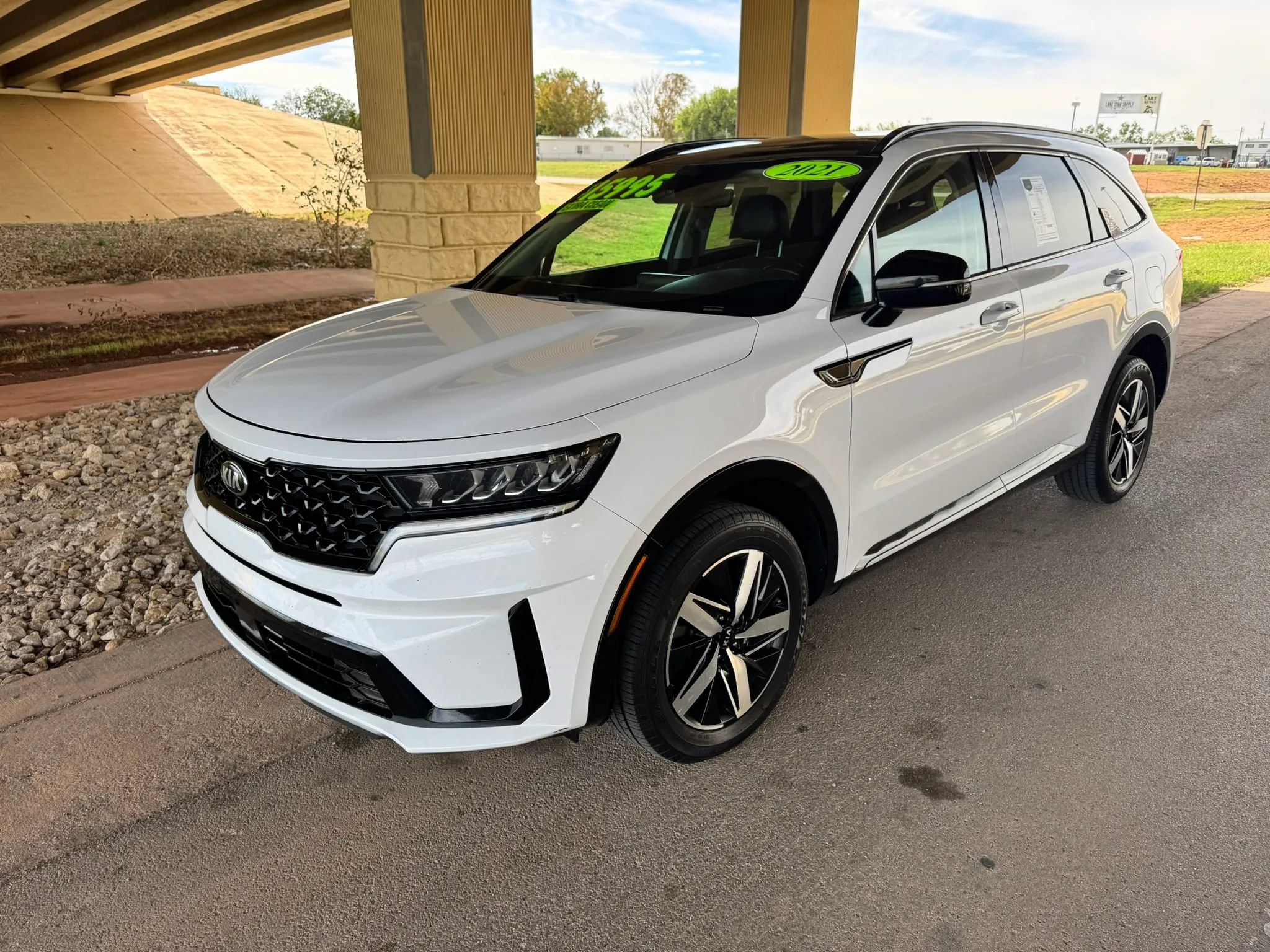 Used 2021 Kia Sorento EX w/ Panoramic Sunroof Package FWD image 7