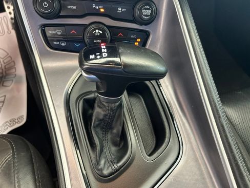 Used 2019 Dodge Challenger SXT w/ Plus Package RWD image 9