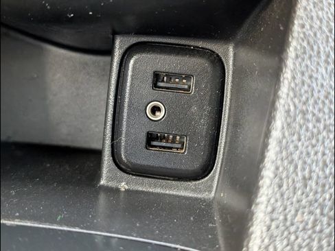 Used 2018 Chevrolet Sonic LT FWD image 16