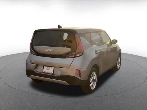 Used 2025 Kia Soul LX w/ LX Technology Package image 15