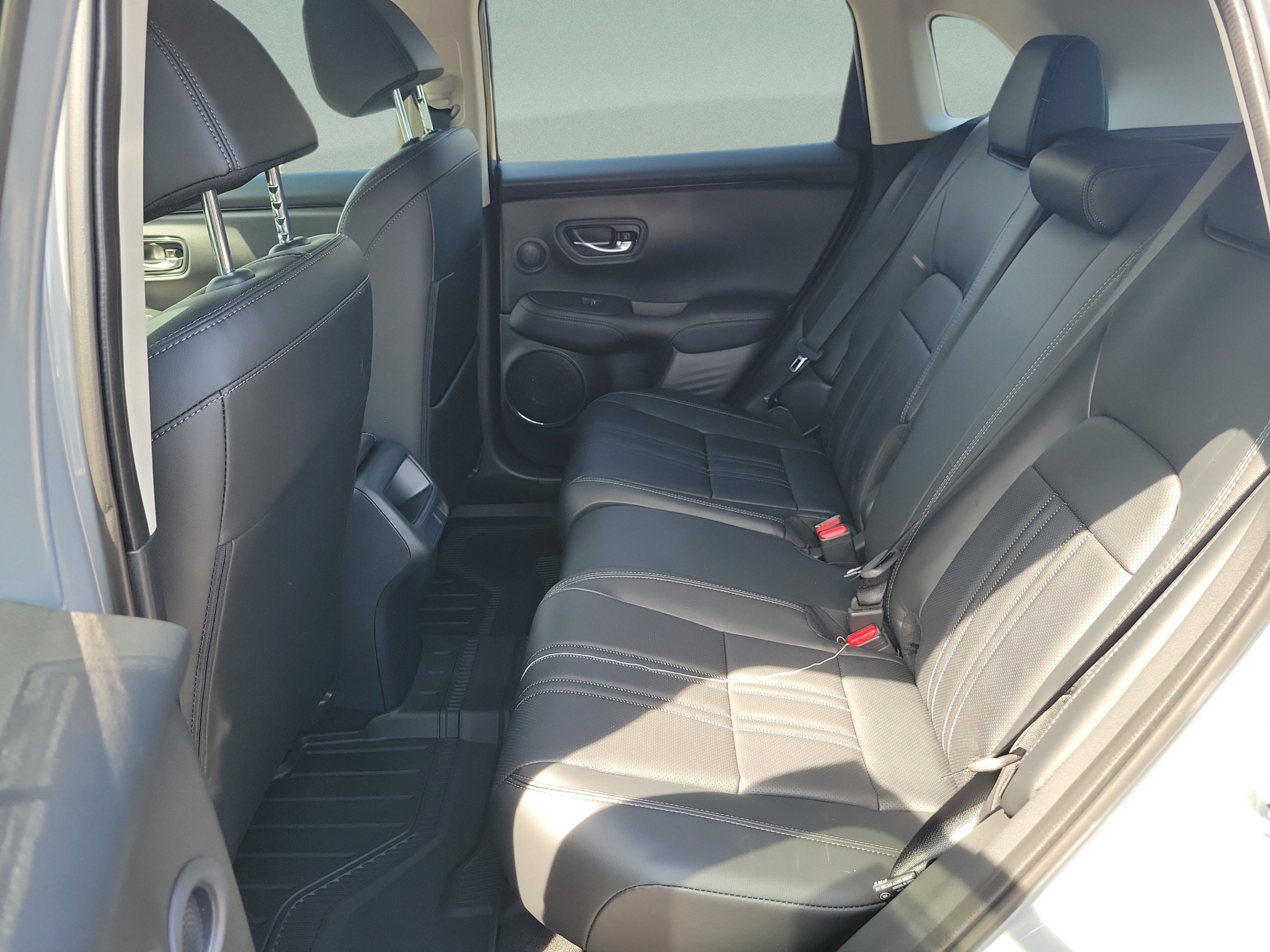 New 2027 Honda HR-V EX-L image 9