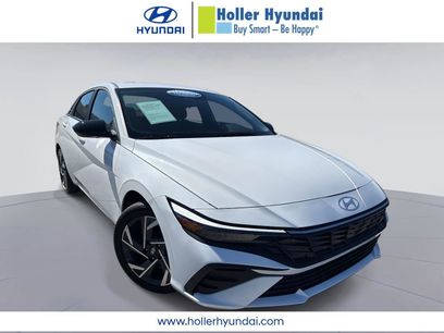 Certified 2025 Hyundai Elantra SEL