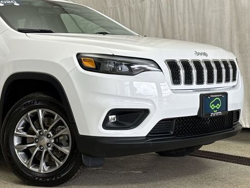 Used 2020 Jeep Cherokee Latitude Plus w/ Cold Weather Group image 2