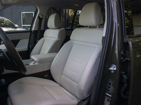 Used 2024 Hyundai Santa Fe Calligraphy image 10