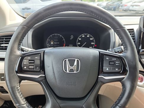 Certified 2025 Honda Odyssey EX-L image 20