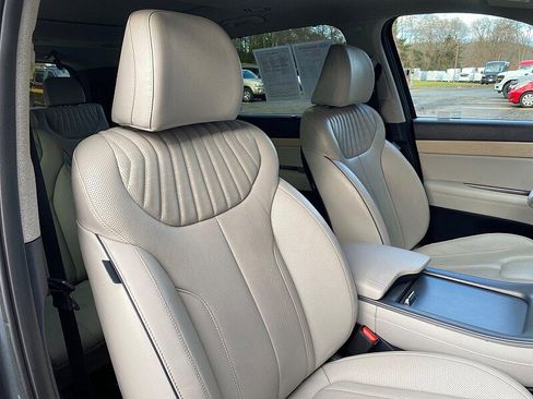 Used 2024 Hyundai Palisade Limited image 25