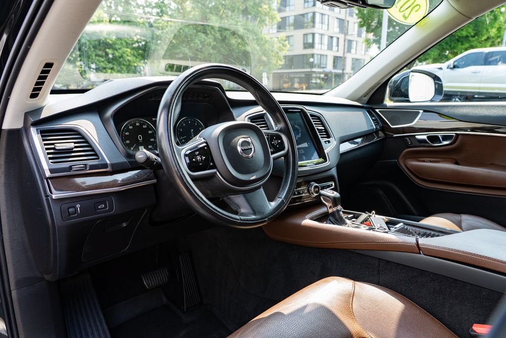 Used 2019 Volvo XC90 T6 Momentum w/ Advanced Package AWD/4WD image 22