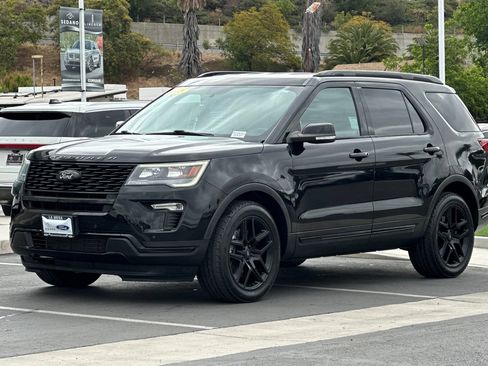 Certified 2018 Ford Explorer Sport AWD/4WD image 7