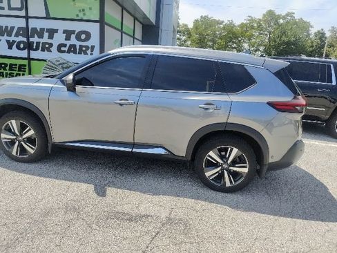 Used 2021 Nissan Rogue Platinum AWD/4WD image 3