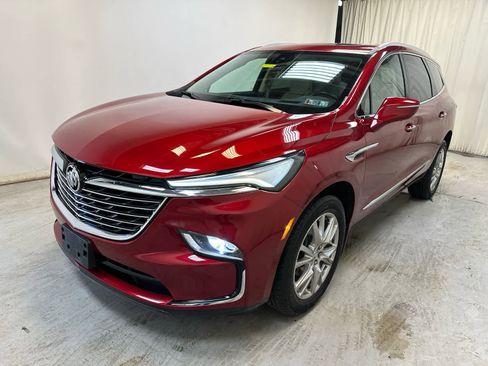 Certified 2023 Buick Enclave Premium w/ Experience Buick Package AWD/4WD image 11