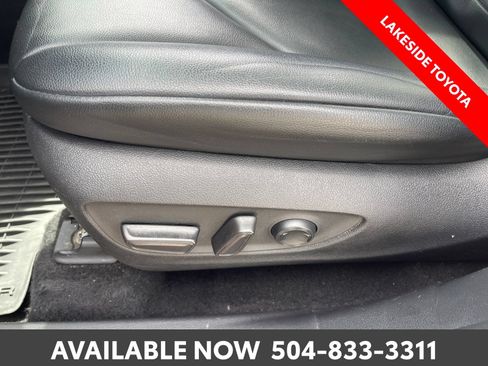 Used 2021 Toyota Highlander XLE FWD image 27