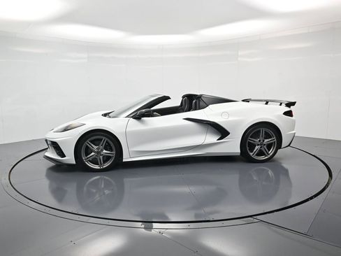 Used 2026 Chevrolet Corvette Stingray Preferred Conv w/ Z51 Performance Package RWD image 2