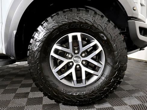 Used 2017 Ford F150 Raptor w/ Equipment Group 802A Luxury image 60