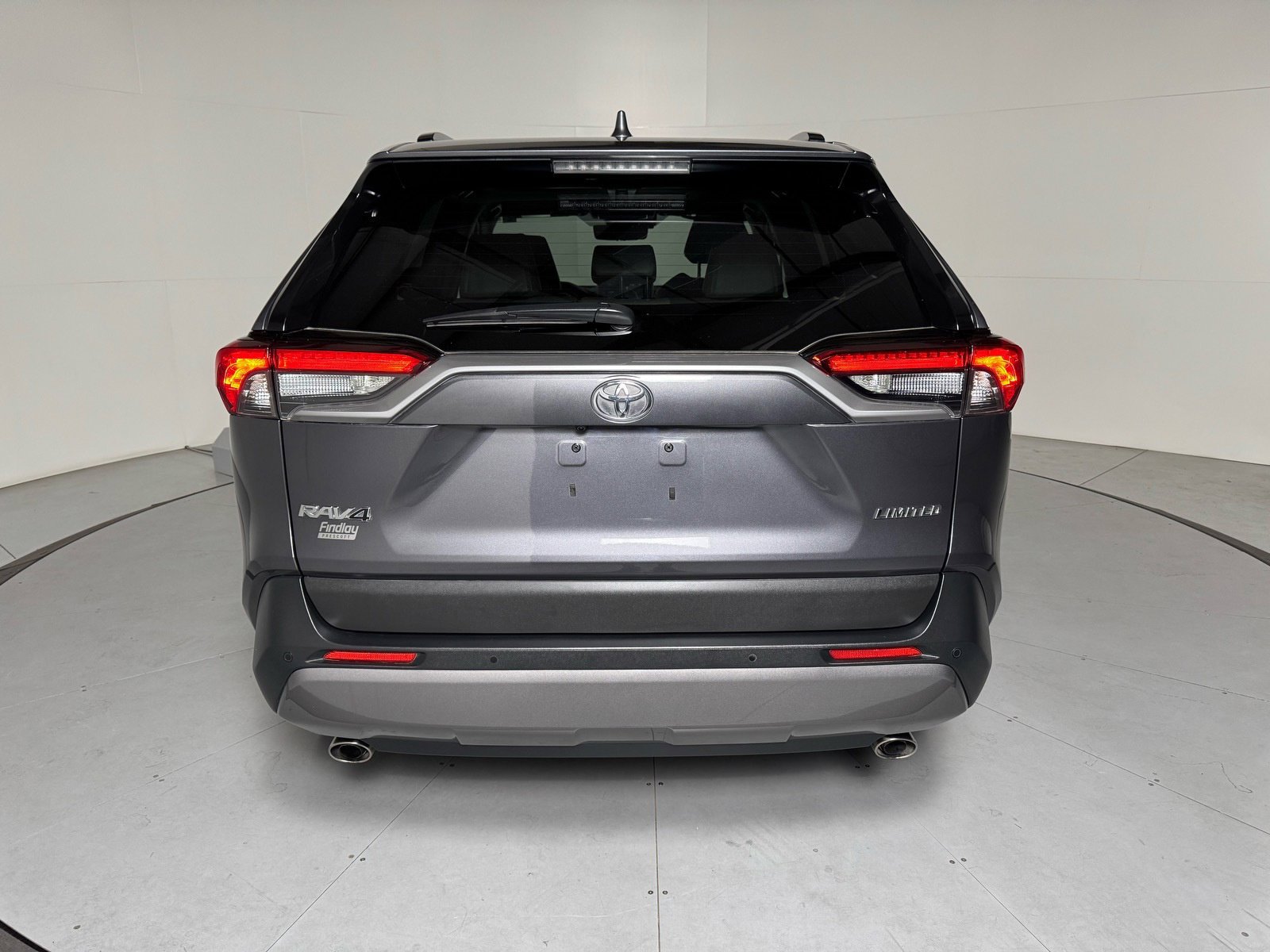 Used 2020 Toyota RAV4 Limited FWD image 4