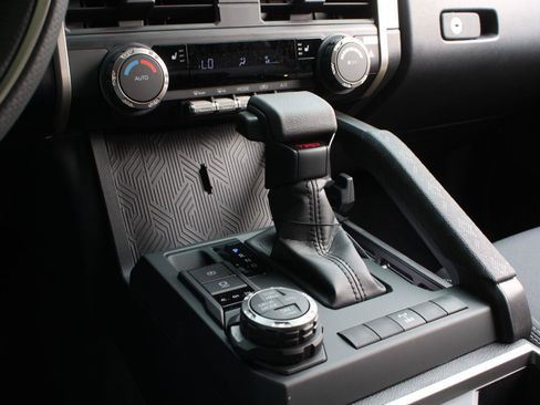 New 2026 Toyota Tacoma TRD Off-Road AWD/4WD image 15