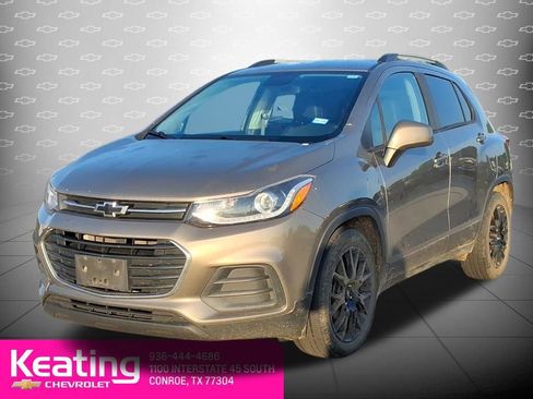 Used 2021 Chevrolet Trax LT w/ Sport Edition FWD image 8