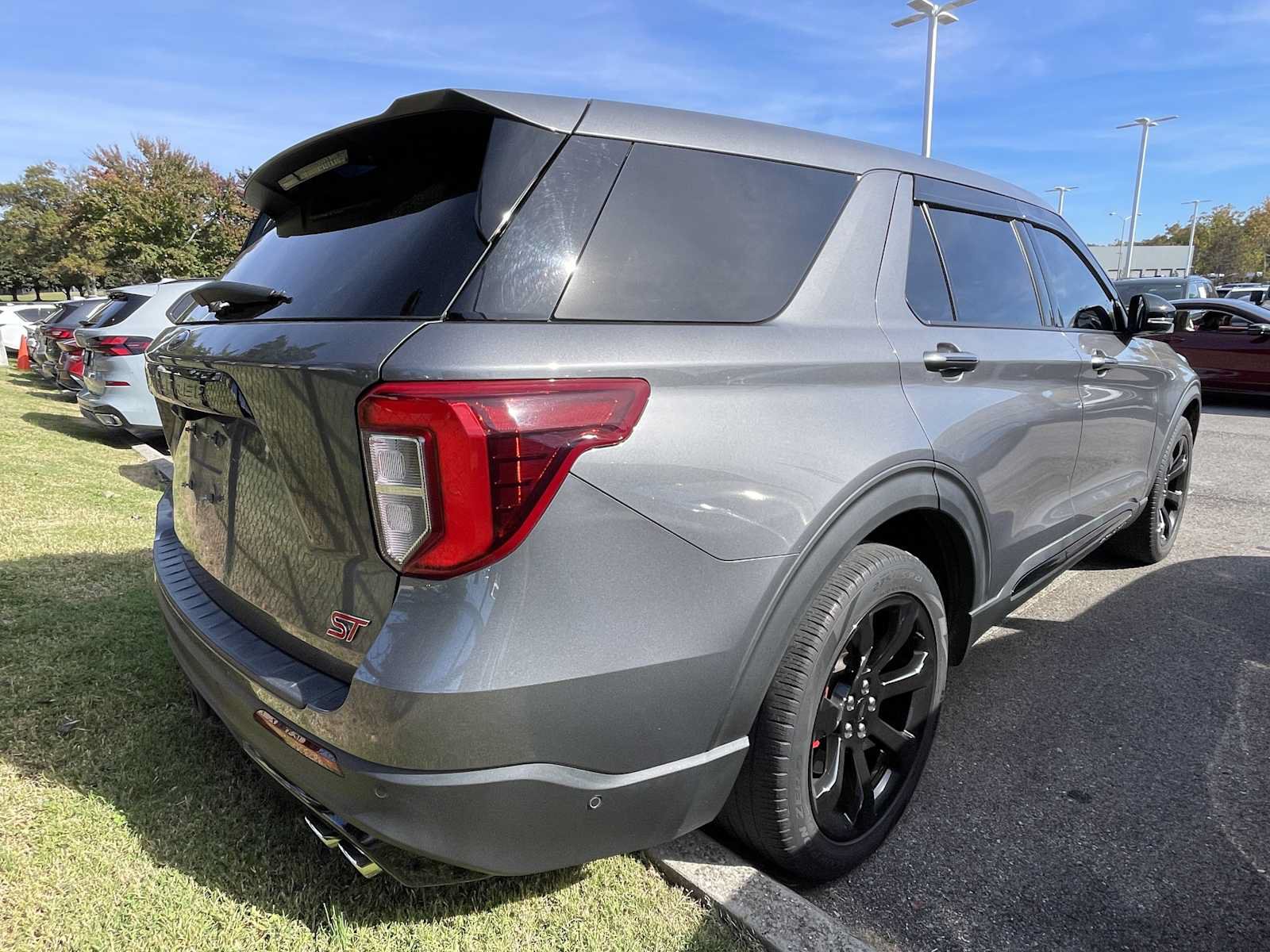 Used 2021 Ford Explorer ST w/ Equipment Group 401A AWD/4WD image 6