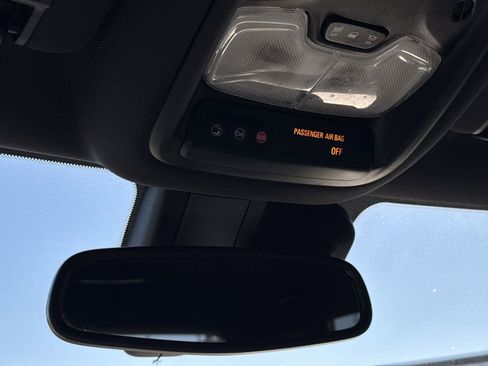 Used 2023 Chevrolet TrailBlazer RS w/ Convenience Package image 27