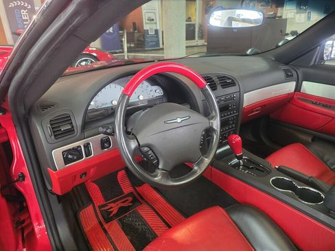 Used 2002 Ford Thunderbird image 8