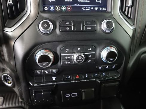 Used 2022 GMC Sierra 2500 AT4 image 63