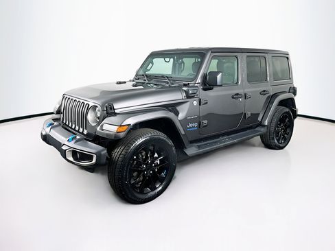 Used 2022 Jeep Wrangler Sahara image 3