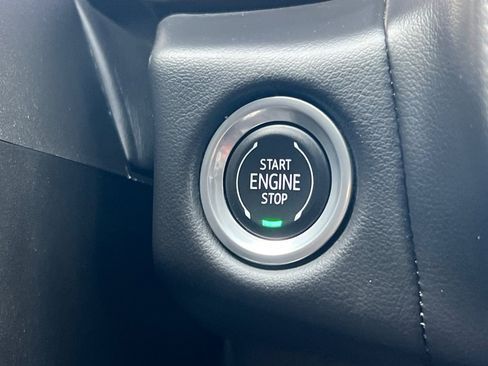 Used 2023 Chevrolet Suburban Premier image 24