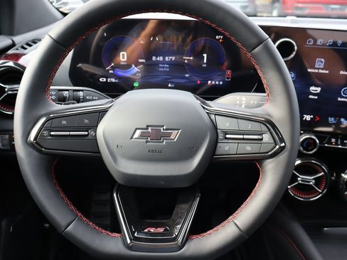 New 2025 Chevrolet Blazer EV RS image 6