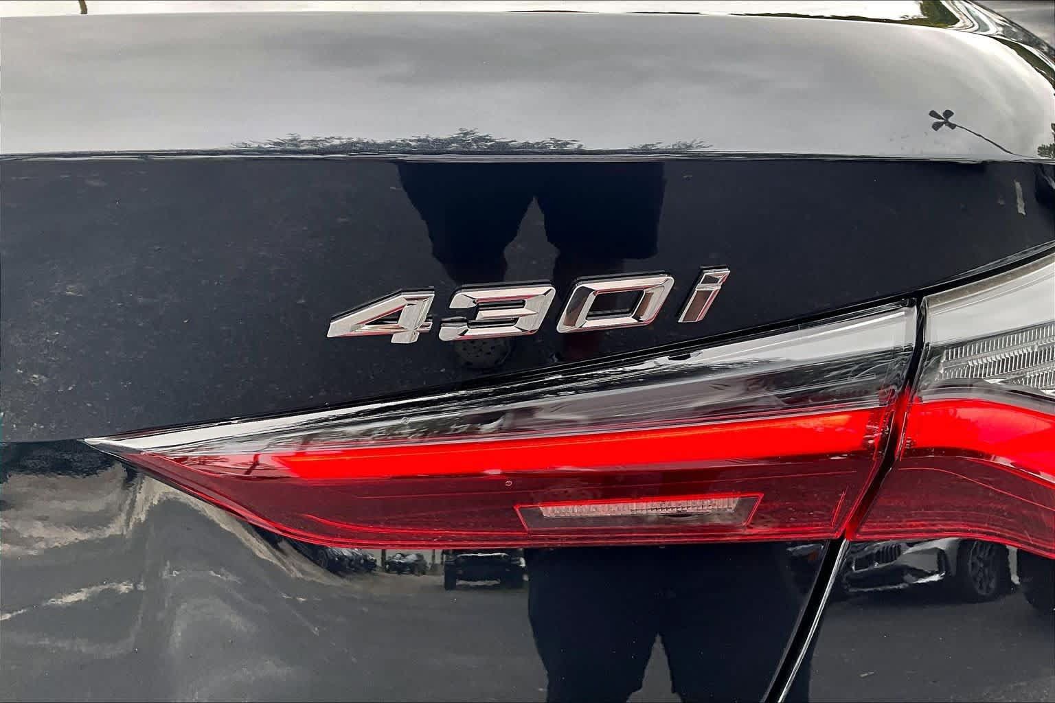 Used 2027 BMW 430i Convertible RWD image 10