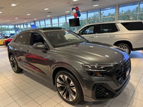 Used 2024 Audi Q8 Premium Plus AWD/4WD image 1