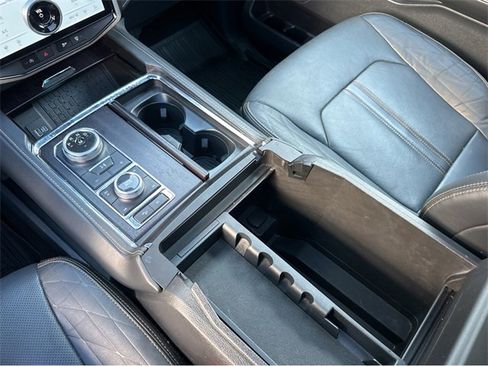 Used 2023 Ford Expedition Max Platinum image 33
