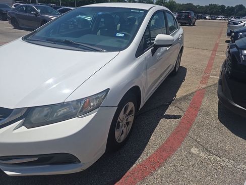 Used 2014 Honda Civic LX image 1