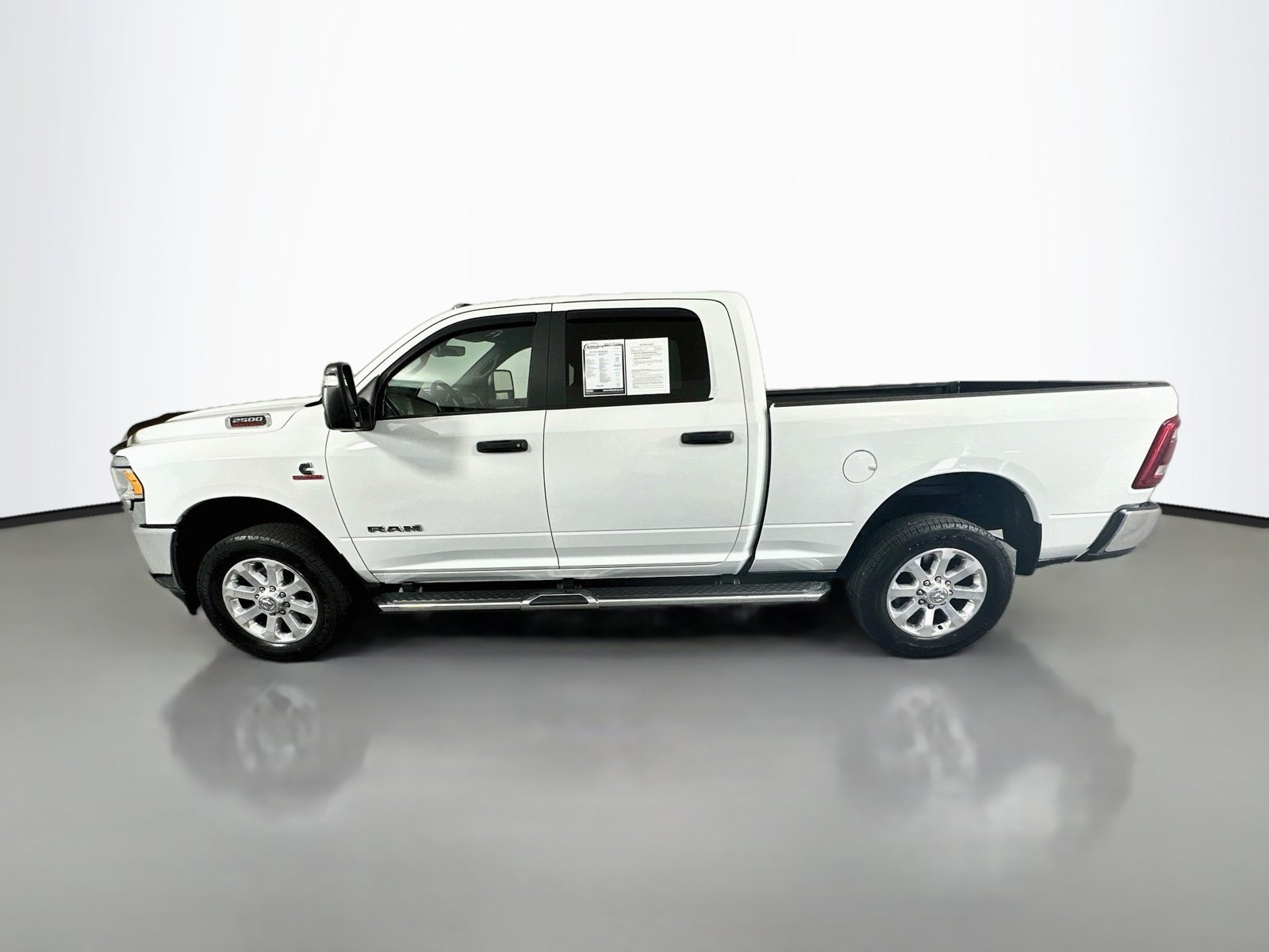 Used 2023 RAM 2500 Big Horn w/ Level 1 Equipment Group AWD/4WD image 4