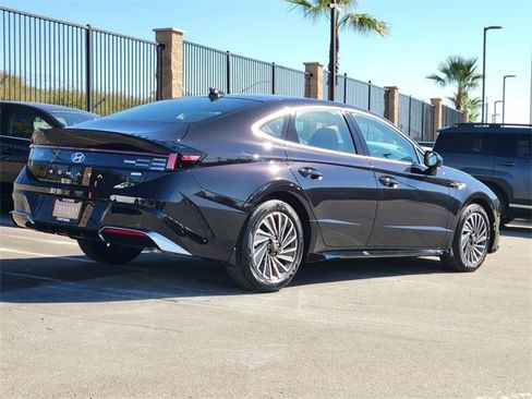 New 2026 Hyundai Sonata SEL image 2