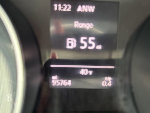 Used 2017 Volkswagen Golf S image 30