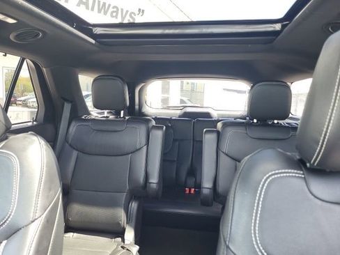 Used 2021 Ford Explorer ST w/ Equipment Group 401A AWD/4WD image 2