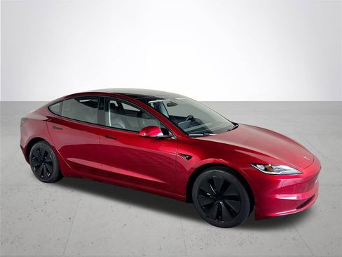 Used 2024 Tesla Model 3 image 4