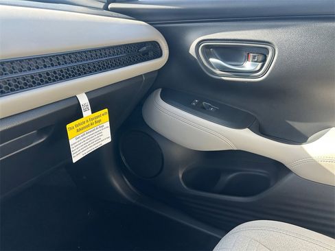 New 2026 Honda HR-V LX image 22