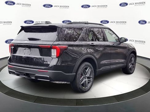 New 2026 Ford Explorer ST-Line w/ ST-Line Street Pack AWD/4WD image 5