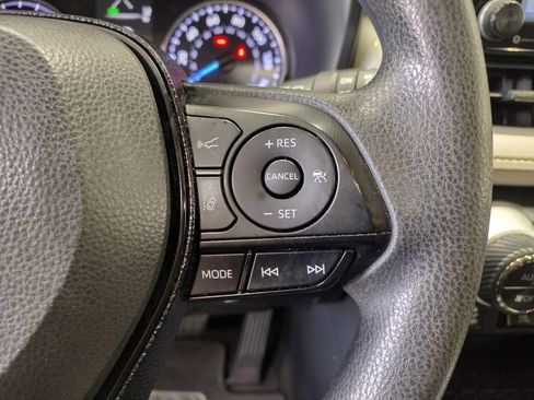 Used 2019 Toyota RAV4 XLE w/ Convenience Package AWD/4WD image 32