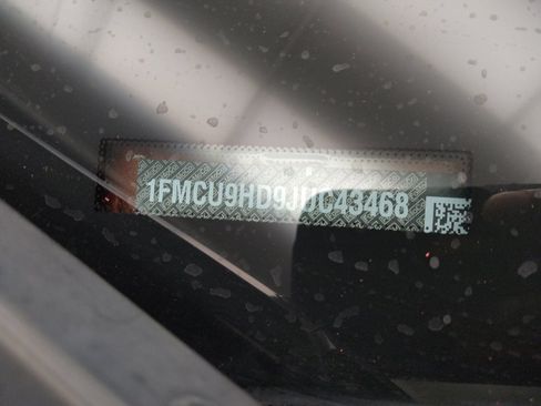 Used 2018 Ford Escape SEL AWD/4WD image 33