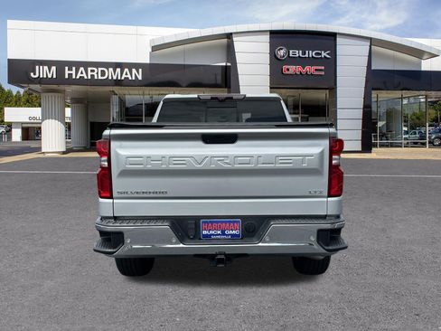 Used 2021 Chevrolet Silverado 1500 LTZ w/ LTZ Premium Package AWD/4WD image 6