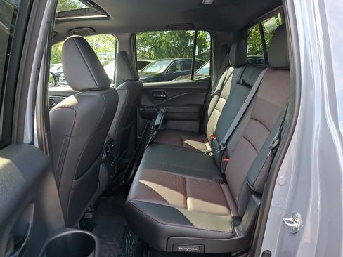 Used 2026 Honda Ridgeline Black Edition image 10